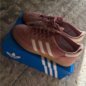 BNWT: Adidas Handball Spezial Women’s Sneakers (fit like 8.5)